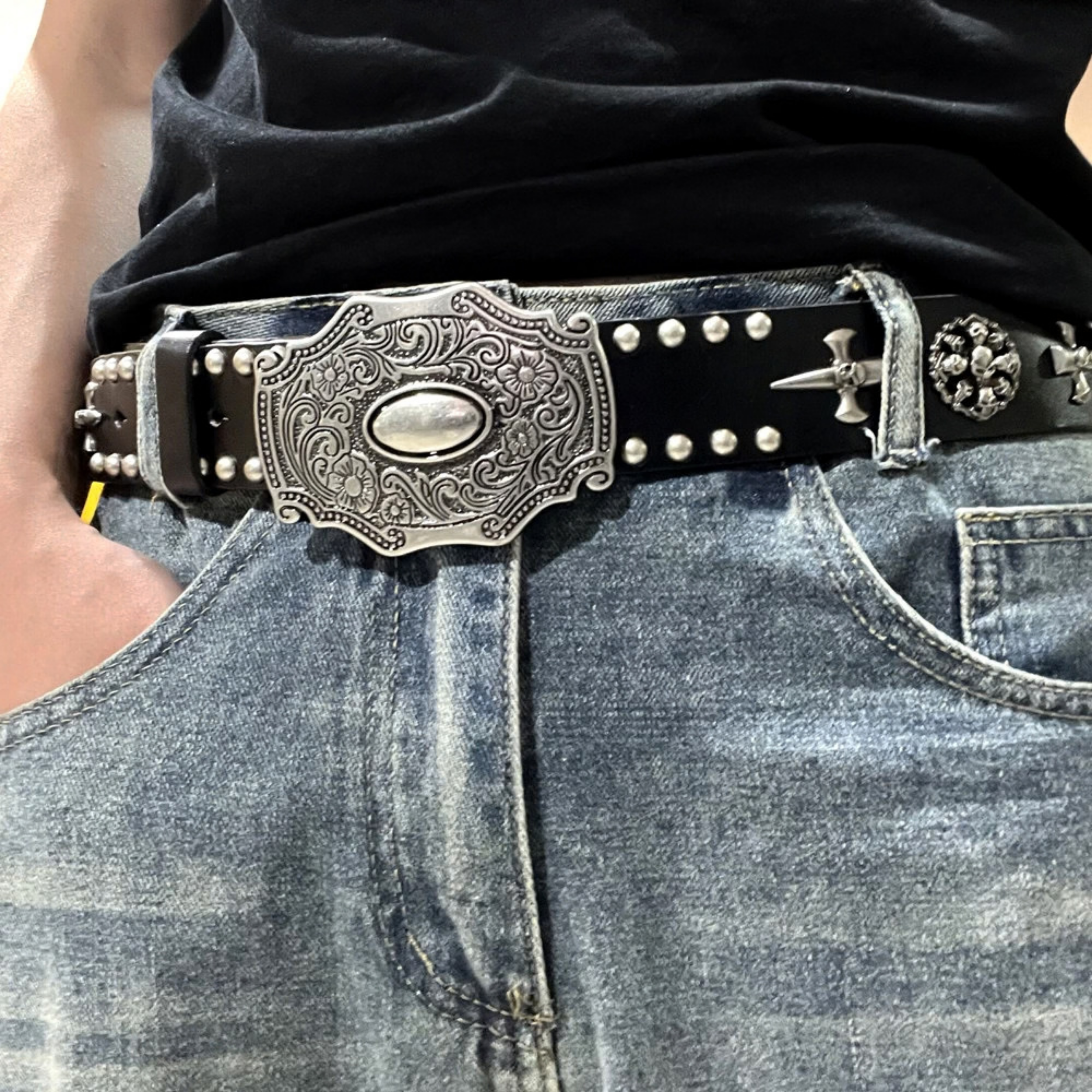 Şövalye Metal Tokalı Punk Tarzı Unisex Deri Kemer